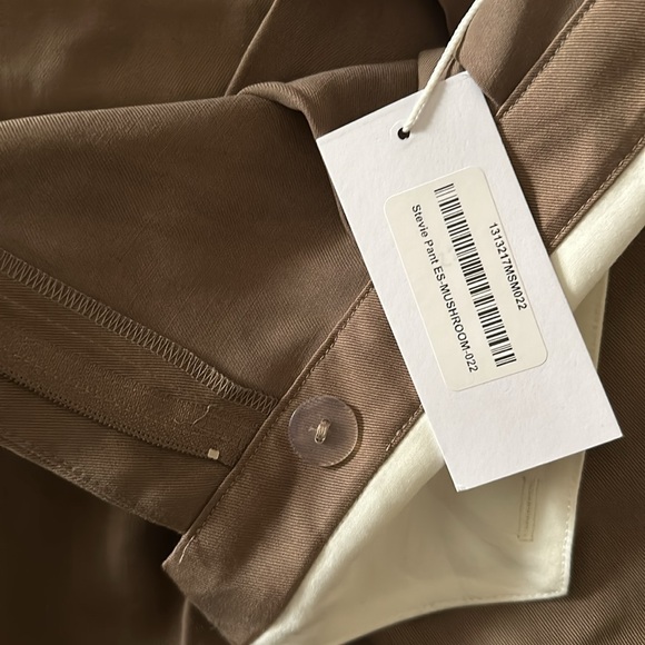 Reformation Stevie Pant in Mushroom size 22 - Picture 6 of 6